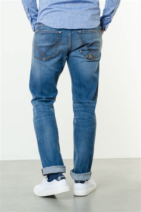 Jeans da uomo .